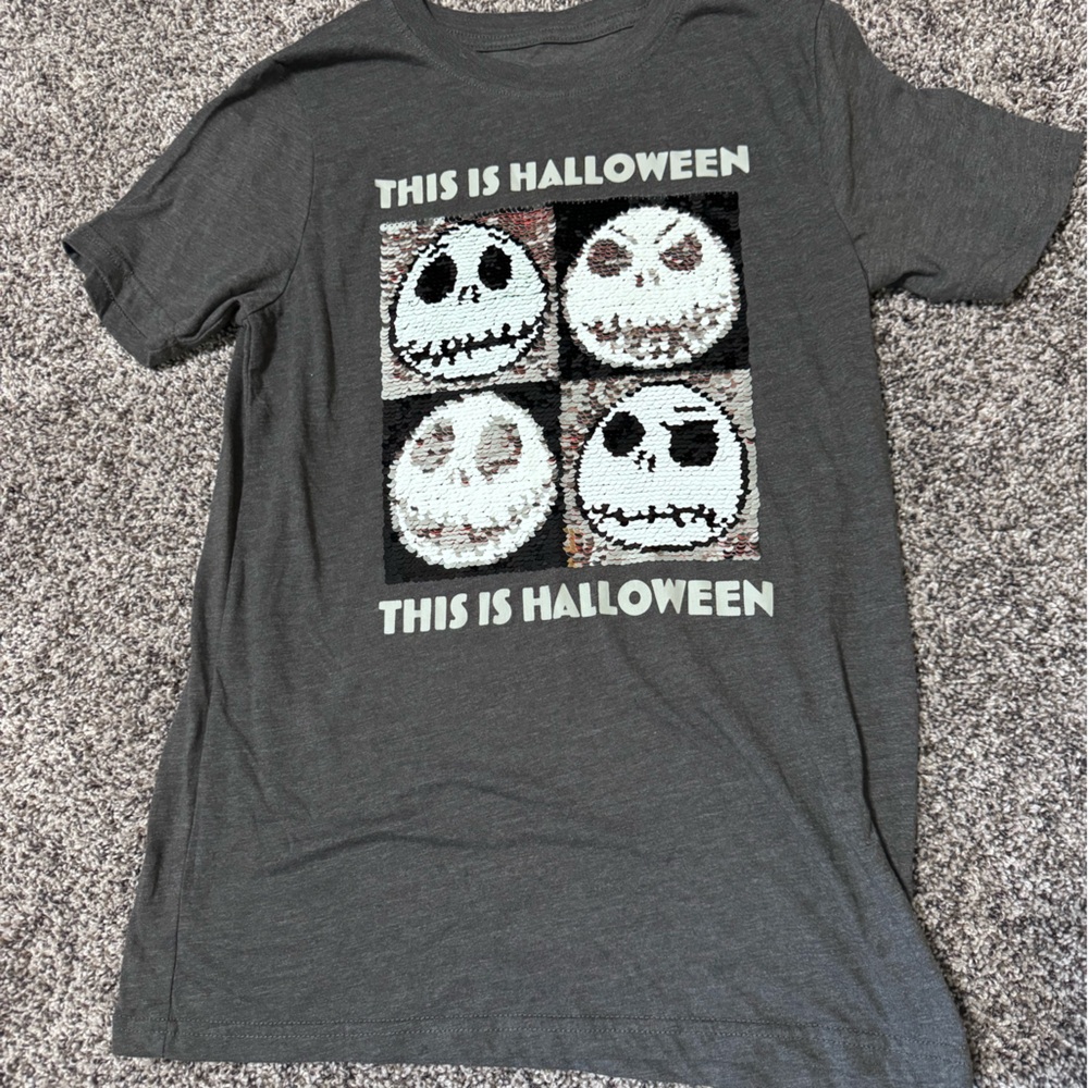 Disney - kids Large - Nightmare before Christmas - sequin flip shirt